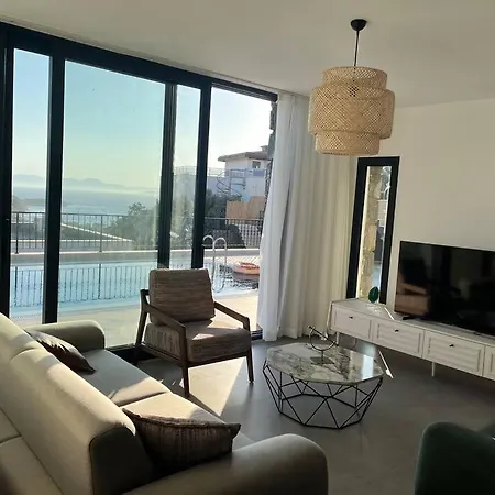 Luxury Sea View With Pool Gumusluk